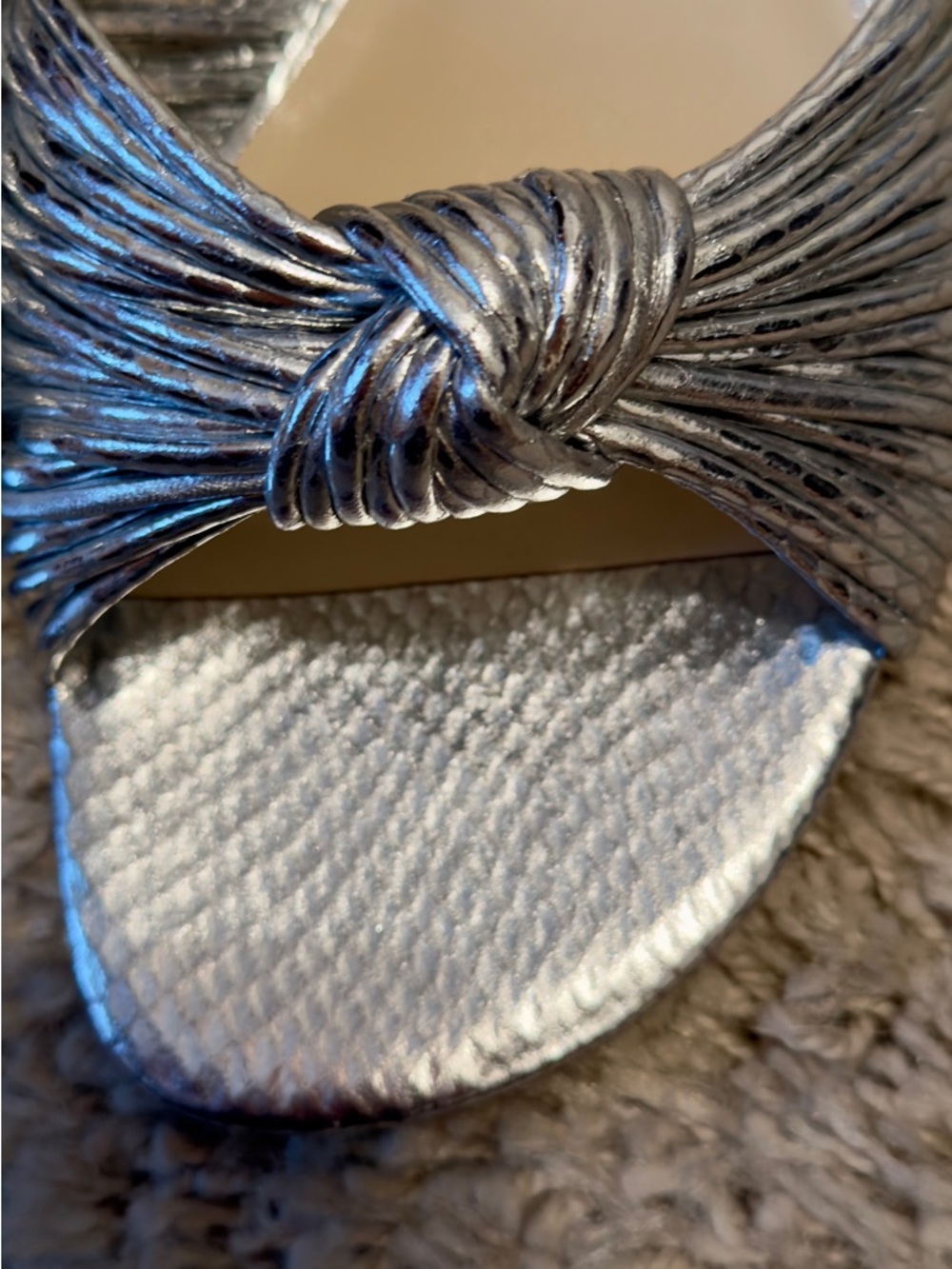 JESSICA SIMPSON Dydra Silver Knot-Front Slide Sandals - Picture 4 of 15